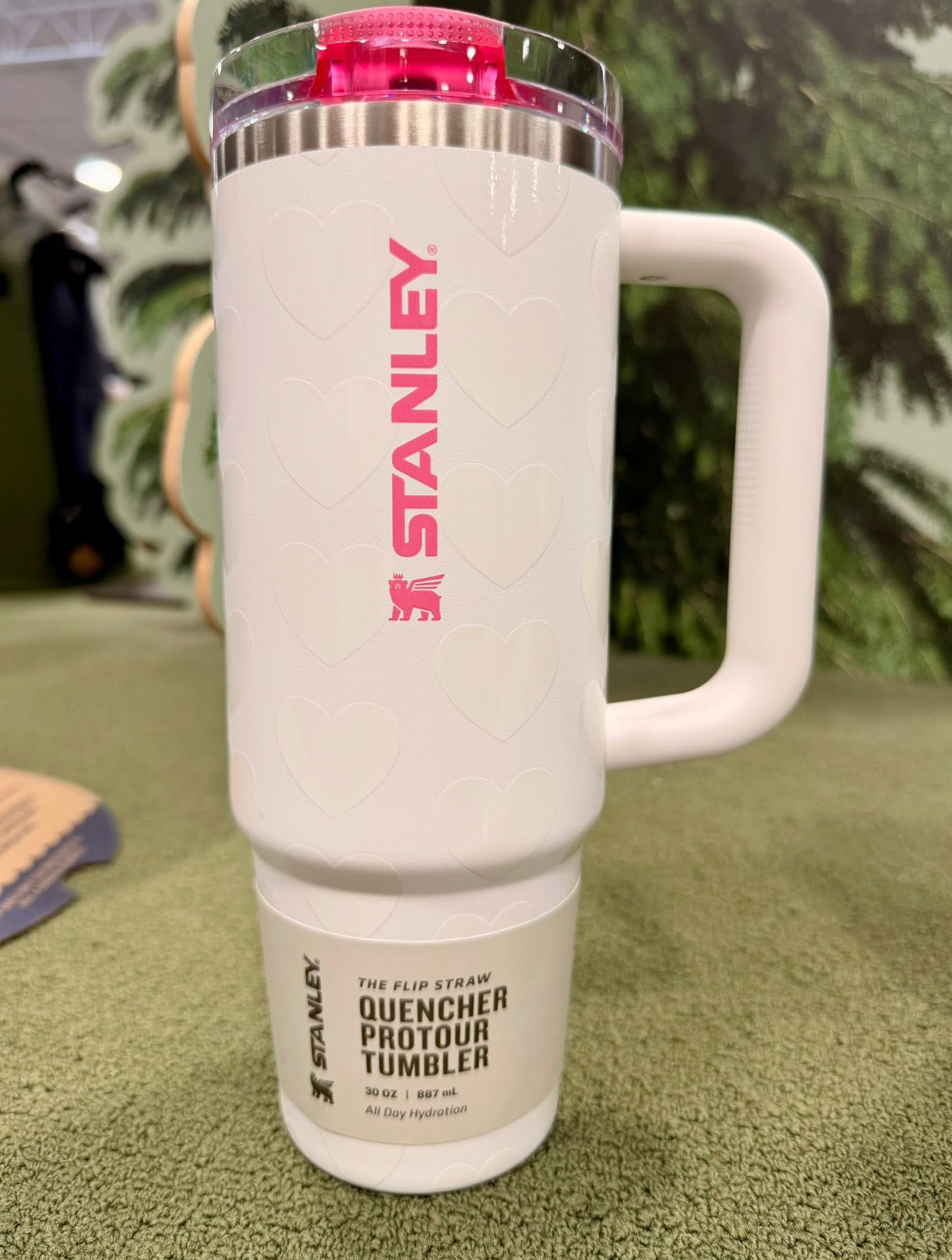 Saloria™ Grinch Tumbler