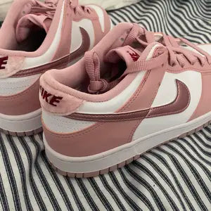 Dunk Low Pink Velvet
